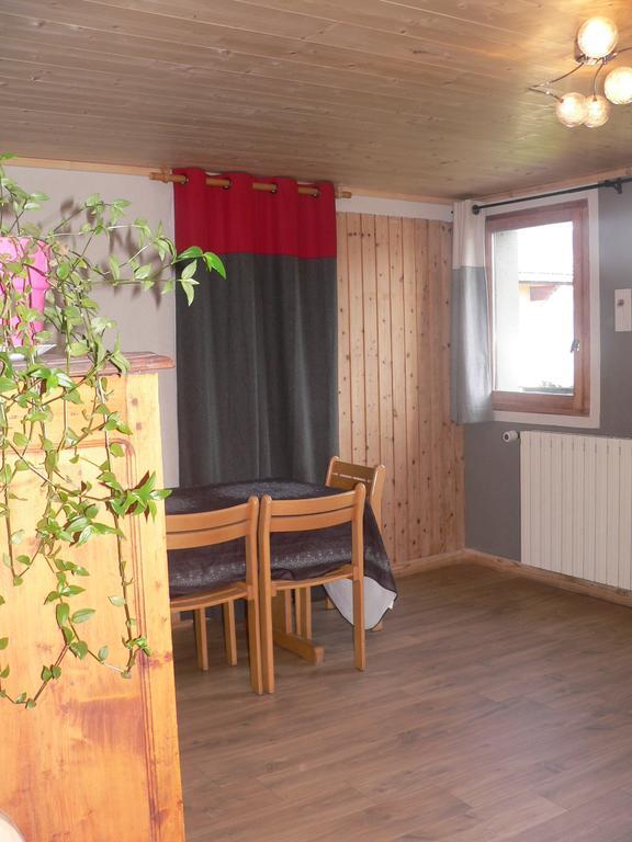 Chambres et Gîte Pollen Granier Extérieur photo